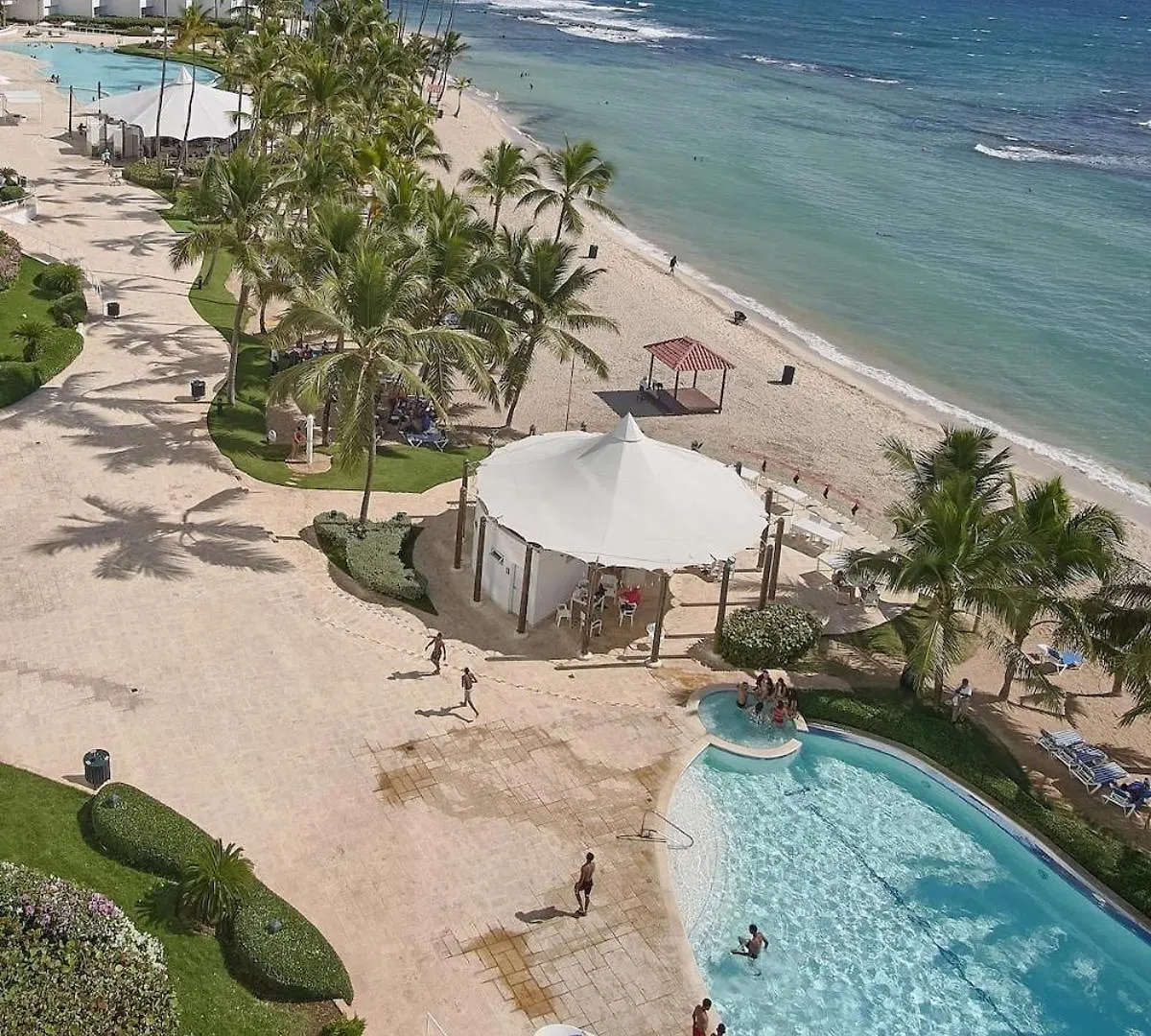 Jd Beachfront Pool 璜多里奥